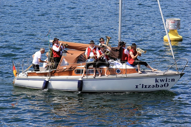 挑战与机遇 挑战与机遇